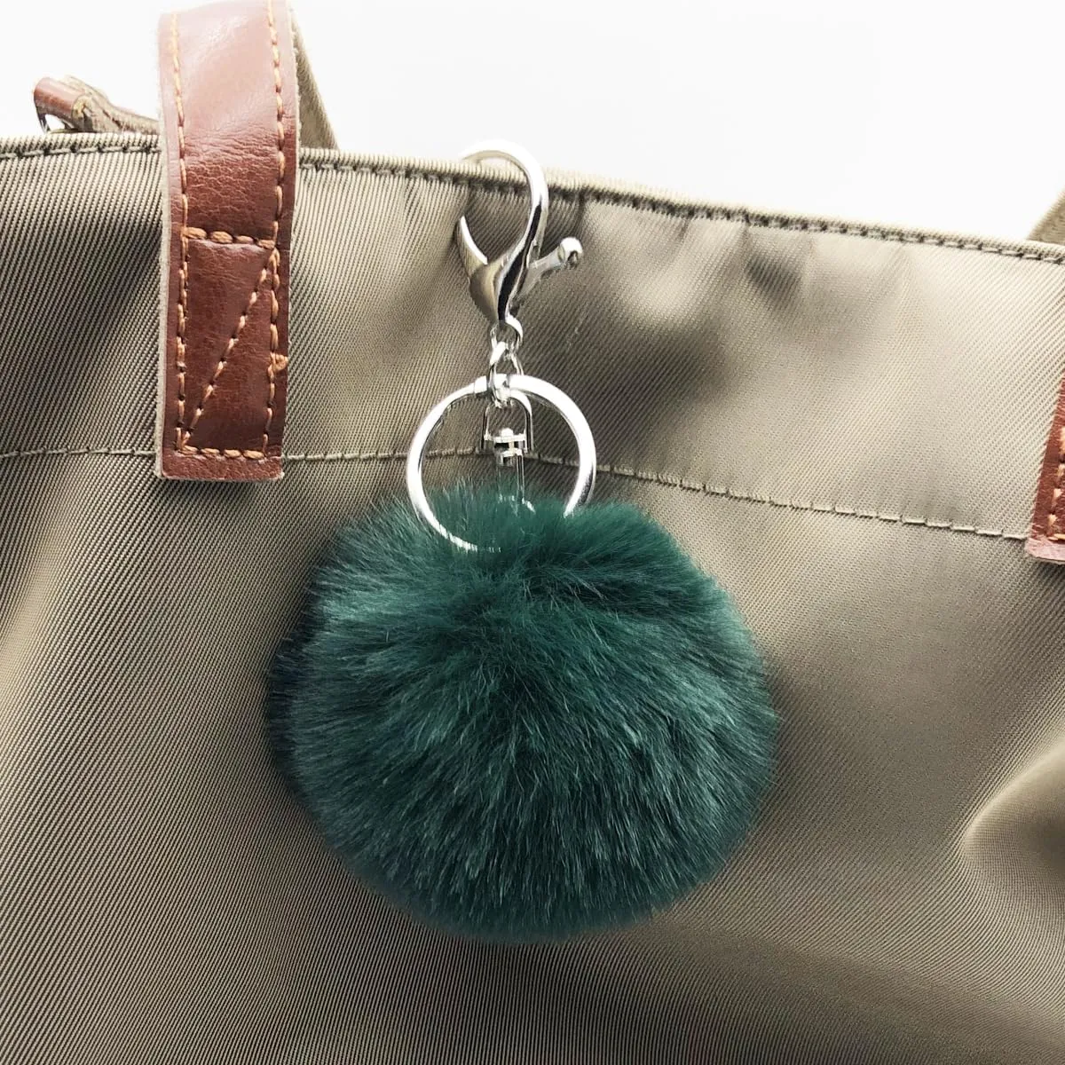 Unpafcxddyig 5 Pieces Poms Keychains Fluffy Ball Faux Fur Pom Pom Keyring for Women